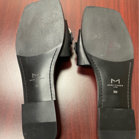 Marc Fischer LTD, NEW, EXCELLENT condition, black/silver slip-ons, W 8M - Picture 4 of 7